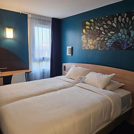 Kyriad Niort-Espace Mendesfrance Экстерьер фото