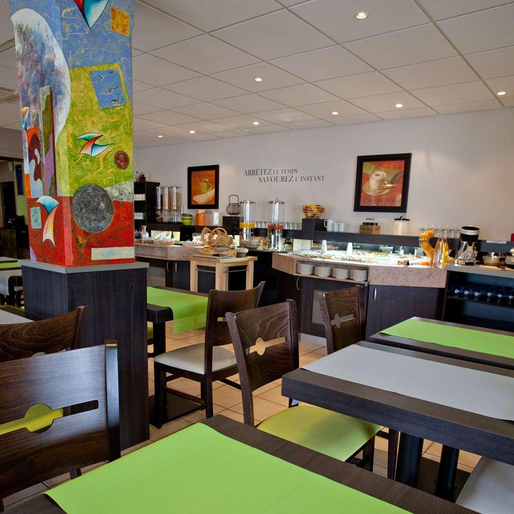 Kyriad Niort-Espace Mendesfrance Экстерьер фото