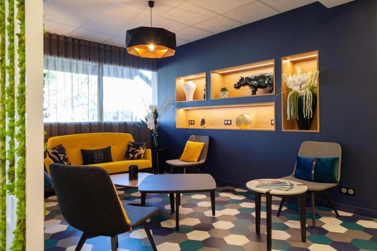 Kyriad Niort-Espace Mendesfrance Экстерьер фото