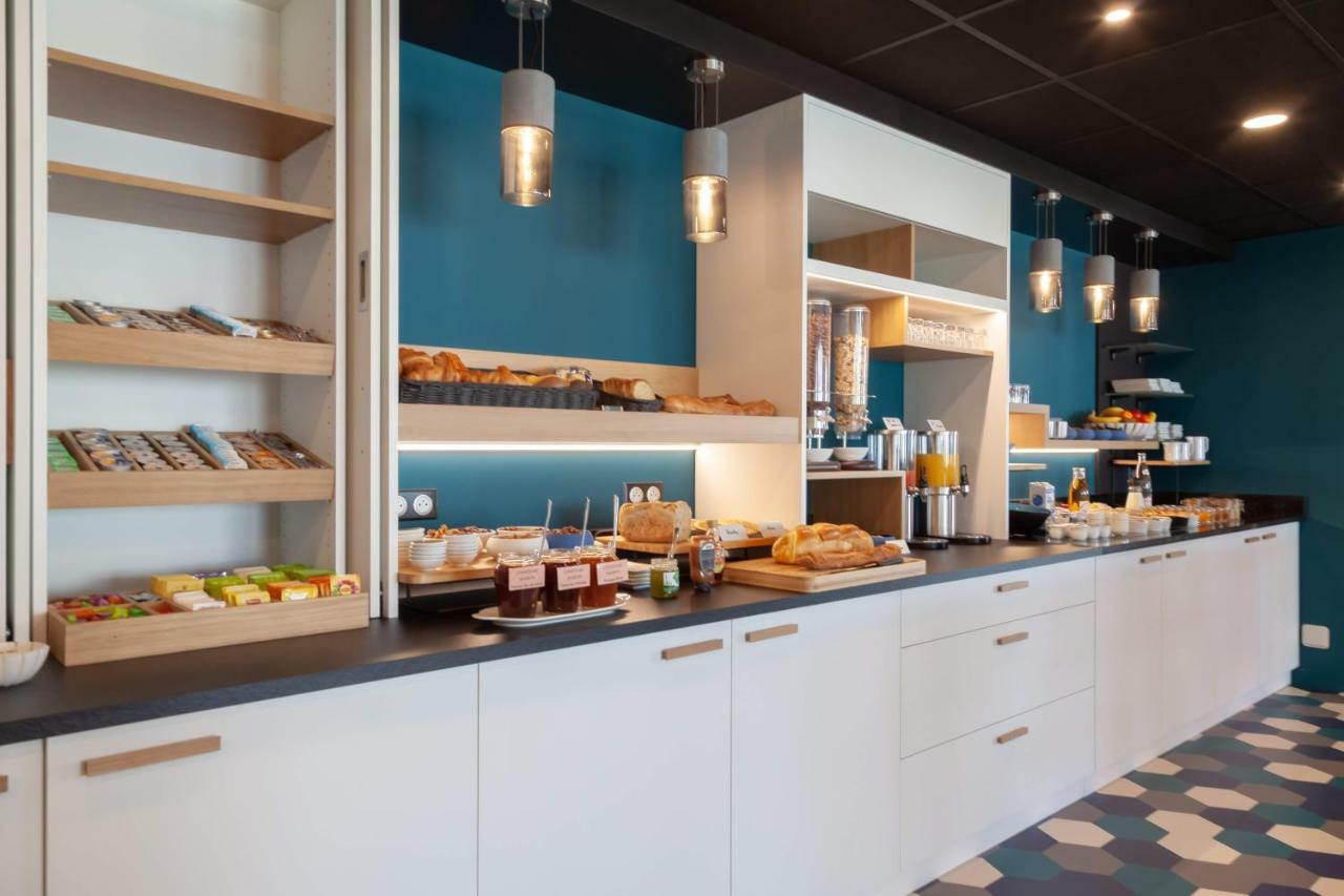 Kyriad Niort-Espace Mendesfrance Экстерьер фото